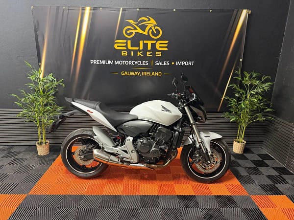 Honda Hornet CB600F