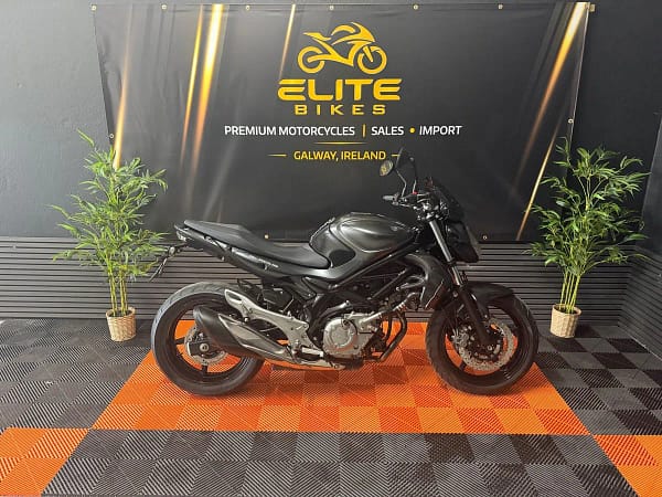 Suzuki Gladius 650 A2