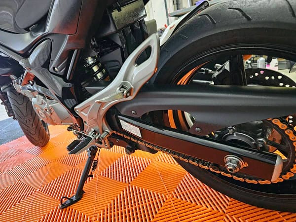 Suzuki Gladius 650 A2