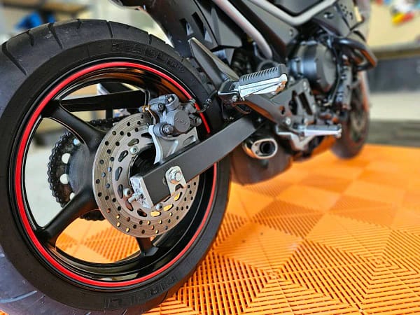 Yamaha XJ6