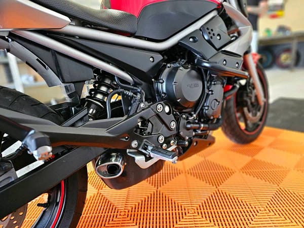 Yamaha XJ6