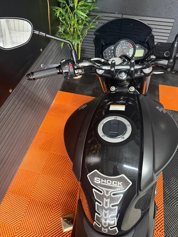 Suzuki Gladius 650 A2