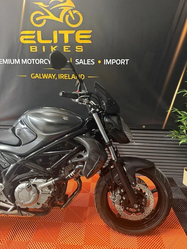 Suzuki Gladius 650 A2