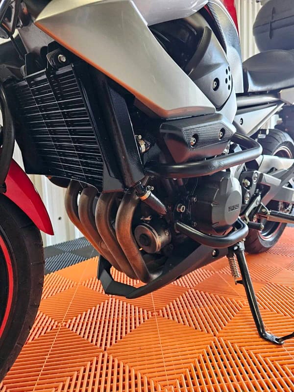 Yamaha XJ6