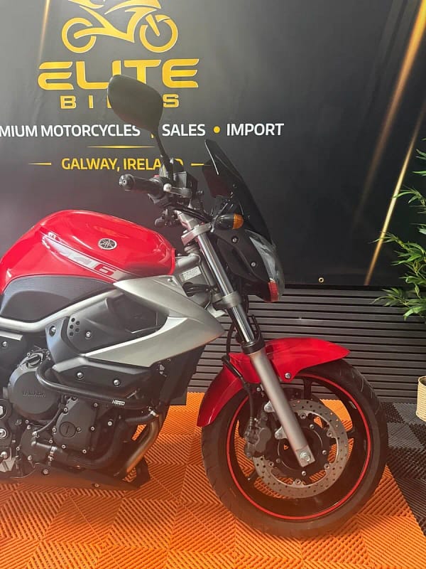 Yamaha XJ6