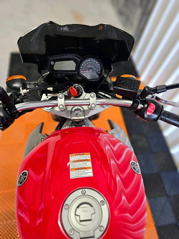 Yamaha XJ6