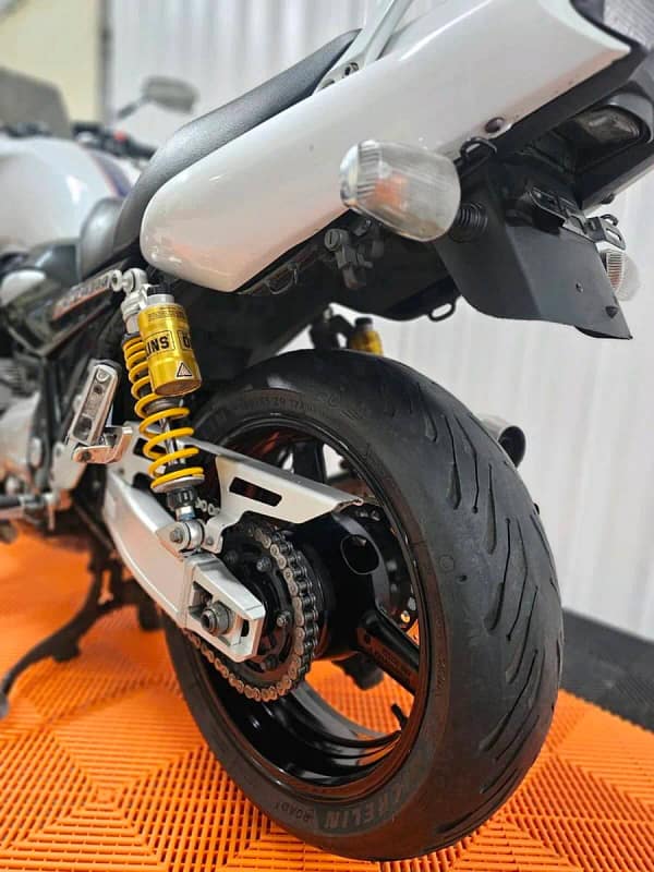 Yamaha XJR1300