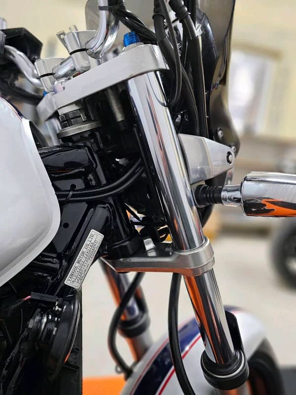 Yamaha XJR1300