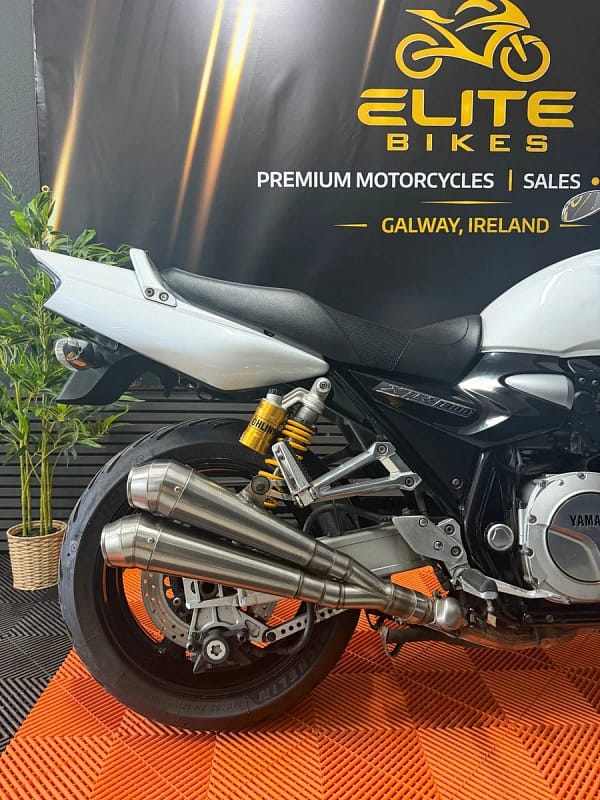 Yamaha XJR1300