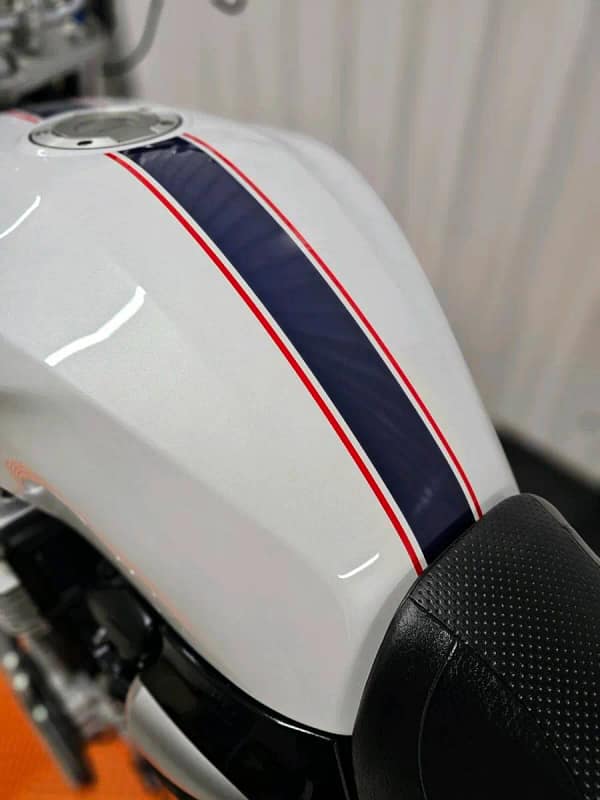 Yamaha XJR1300